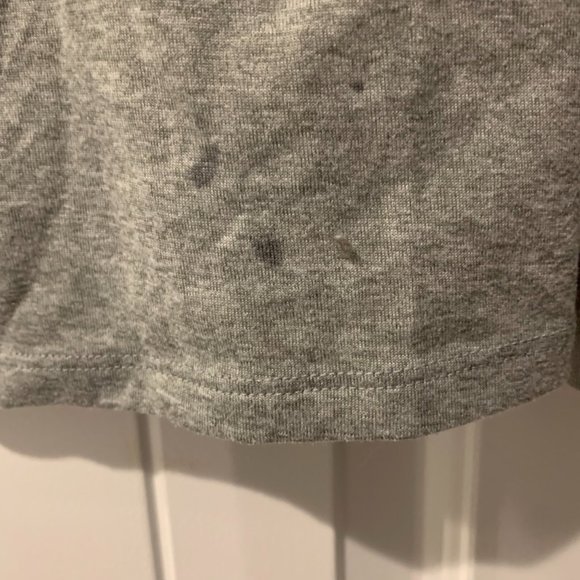 Under Armour Long Sleeve Women's Size Medium Heat Gear - Picture 5 of 5